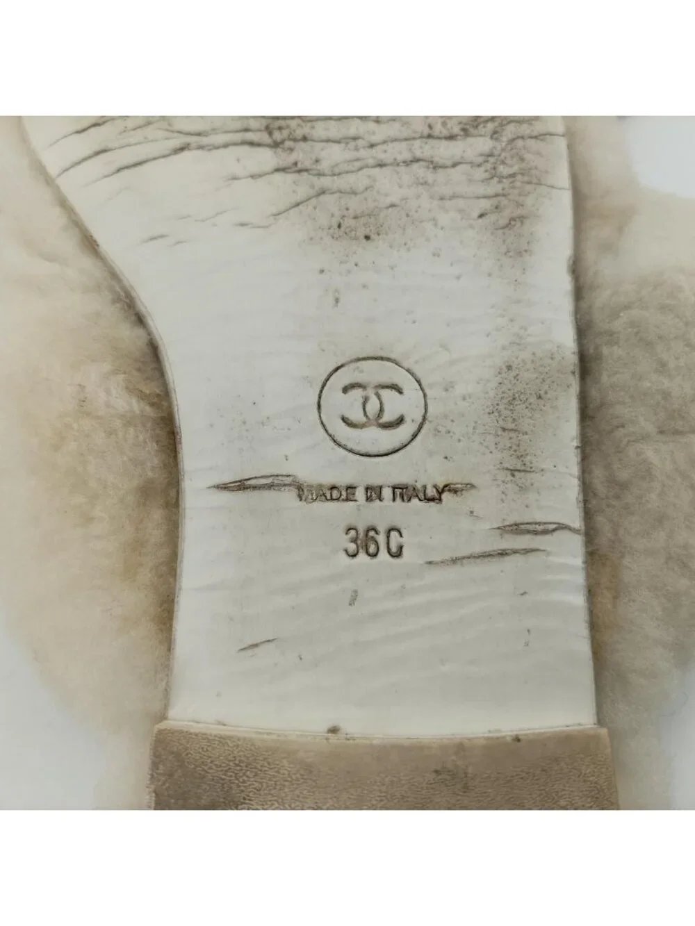 CHANEL brand color